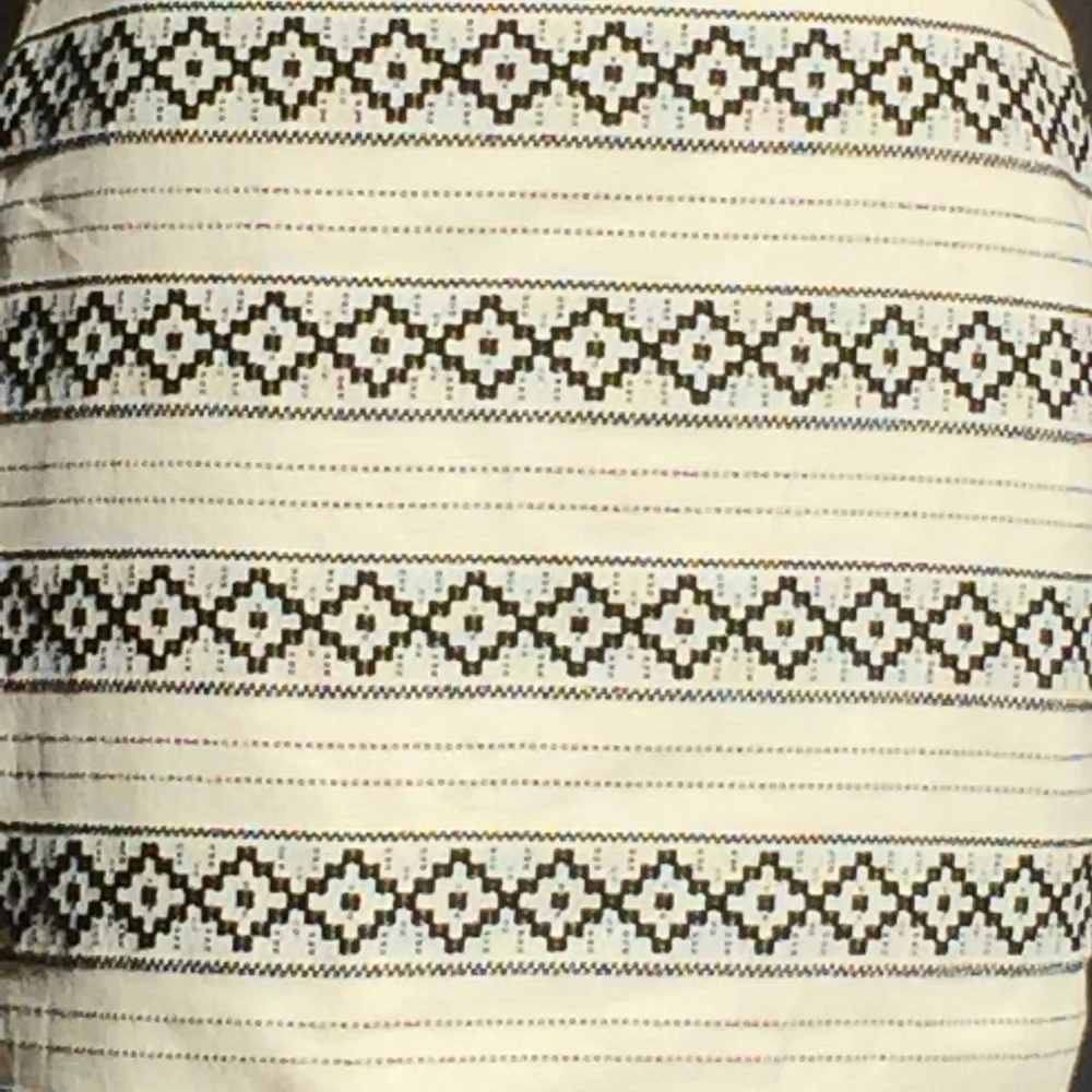 Ann Taylor Cream and Black Skirt - Picture 5 of 7